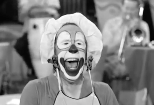 I Love Lucy S02 E12 Clown crying