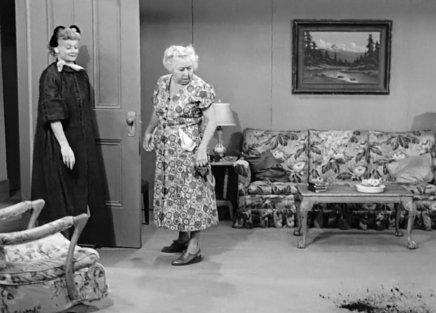 I Love Lucy S02 E17 Lucy with dirt