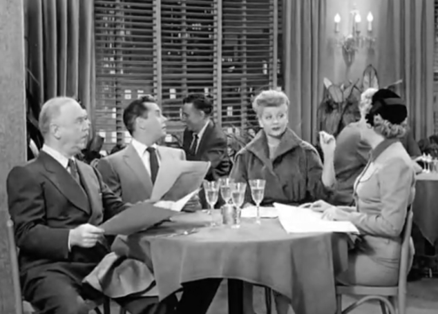I Love Lucy S02 E21 Dinner